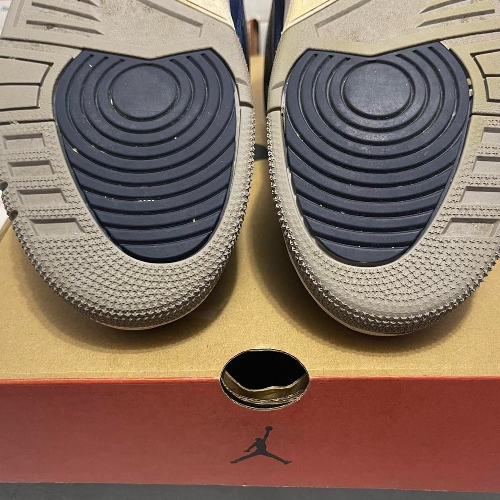 Nike Air Jordan 3 Retro “Georgetown” 2021 streetwear hype shoe sneakers - Picture 6 of 8